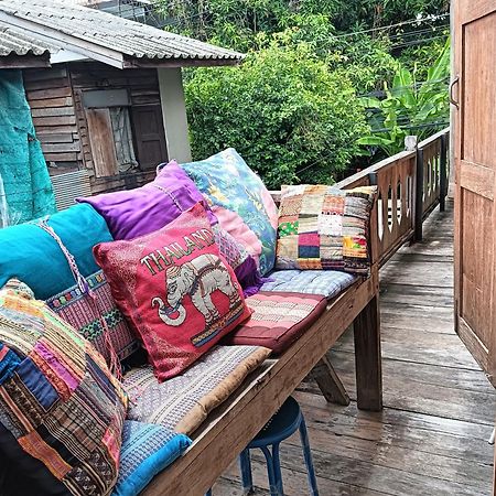 Huen Chiang Man Hostel Chiang Mai Buitenkant foto