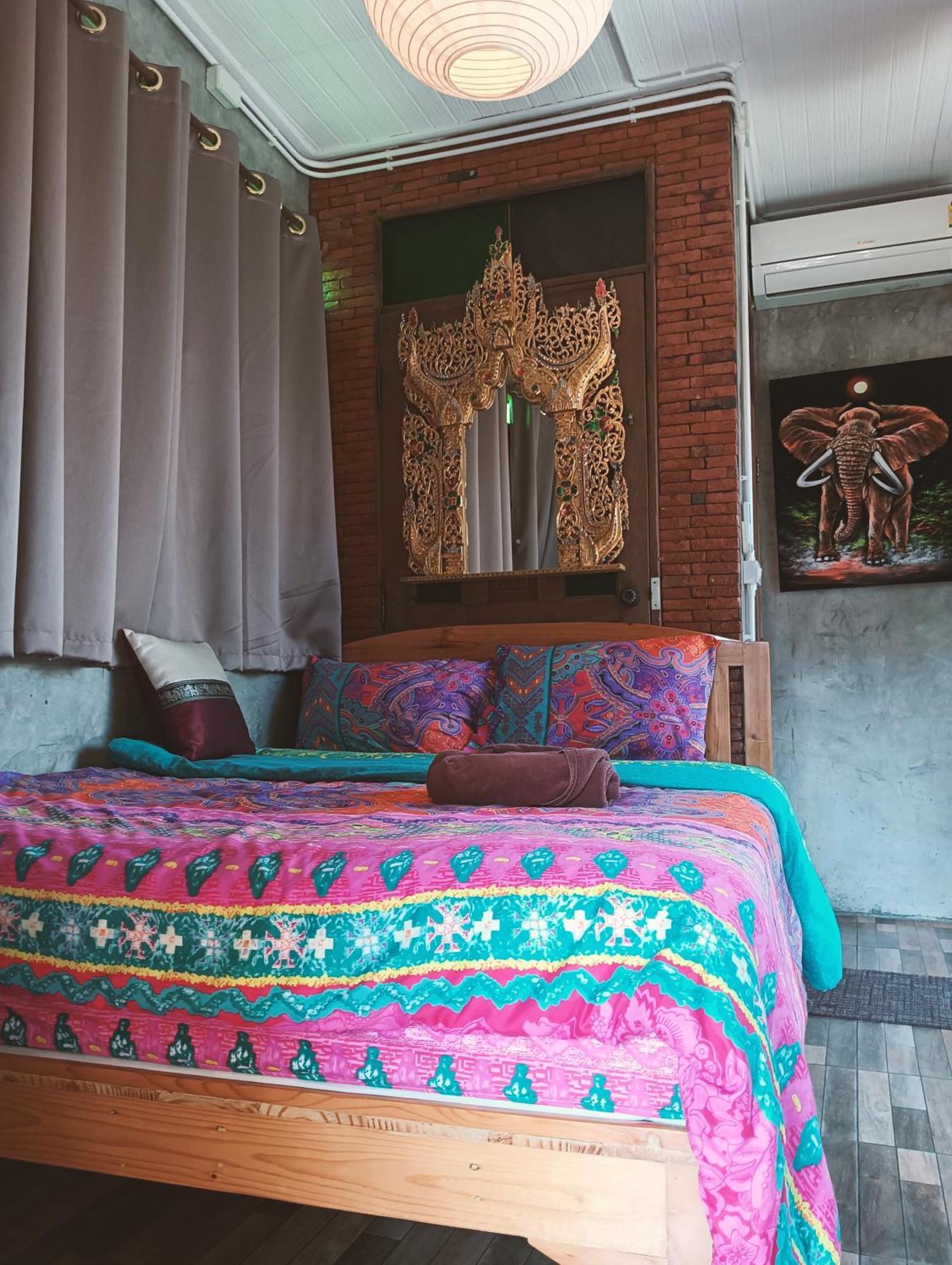 Huen Chiang Man Hostel Chiang Mai Buitenkant foto