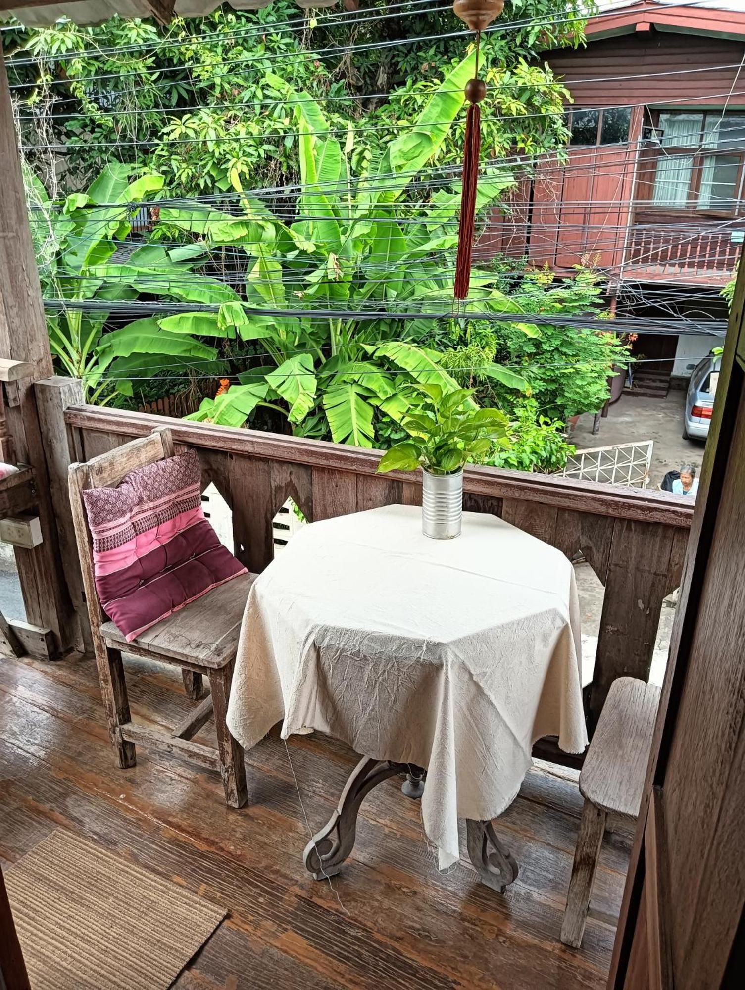 Huen Chiang Man Hostel Chiang Mai Buitenkant foto