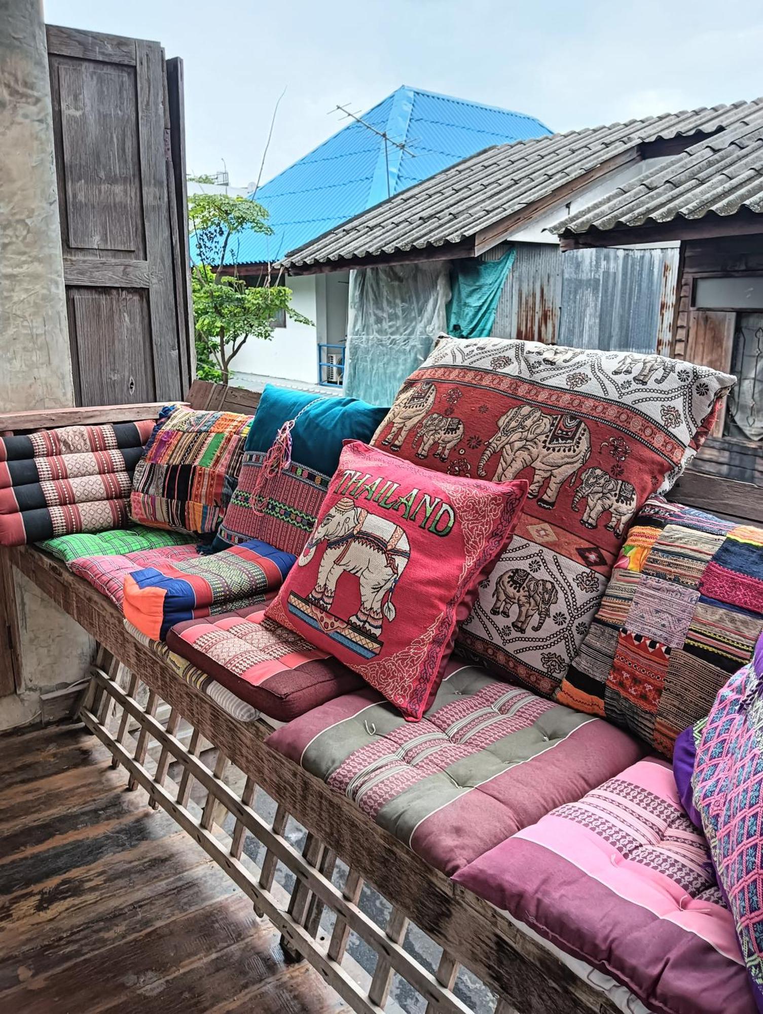Huen Chiang Man Hostel Chiang Mai Buitenkant foto