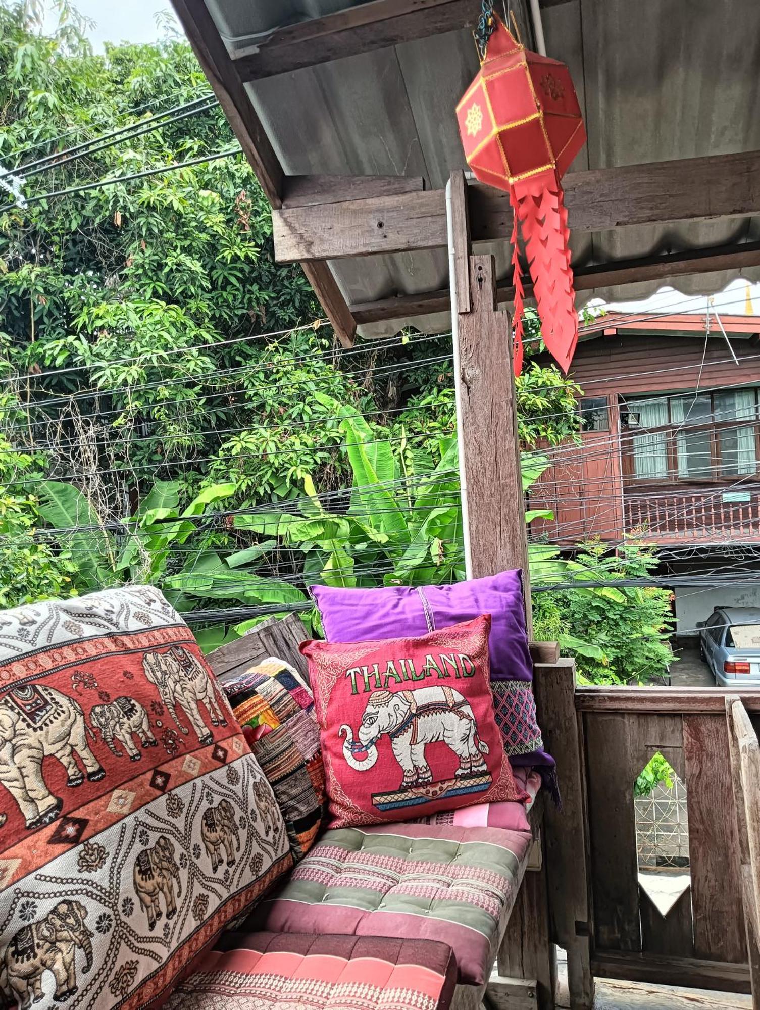 Huen Chiang Man Hostel Chiang Mai Buitenkant foto