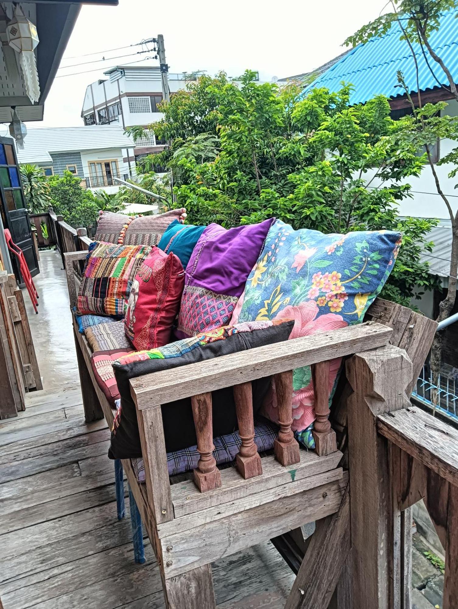 Huen Chiang Man Hostel Chiang Mai Buitenkant foto