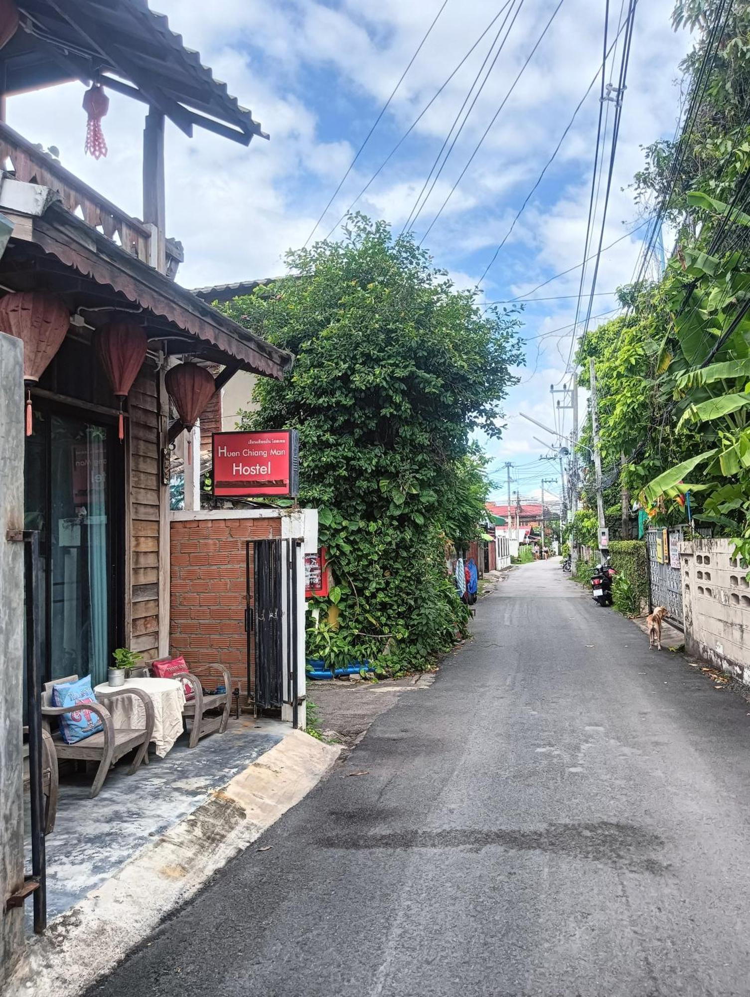 Huen Chiang Man Hostel Chiang Mai Buitenkant foto