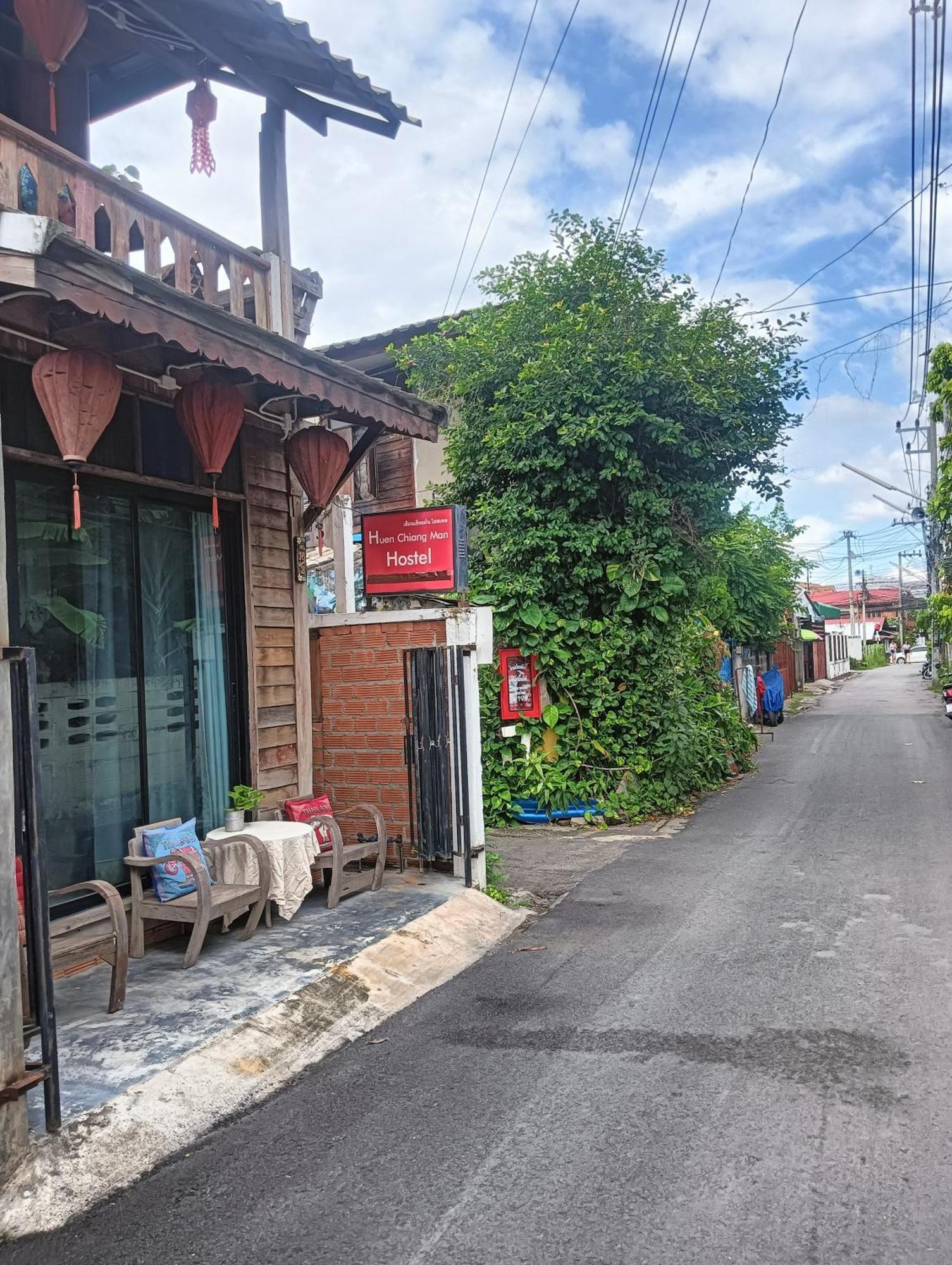 Huen Chiang Man Hostel Chiang Mai Buitenkant foto