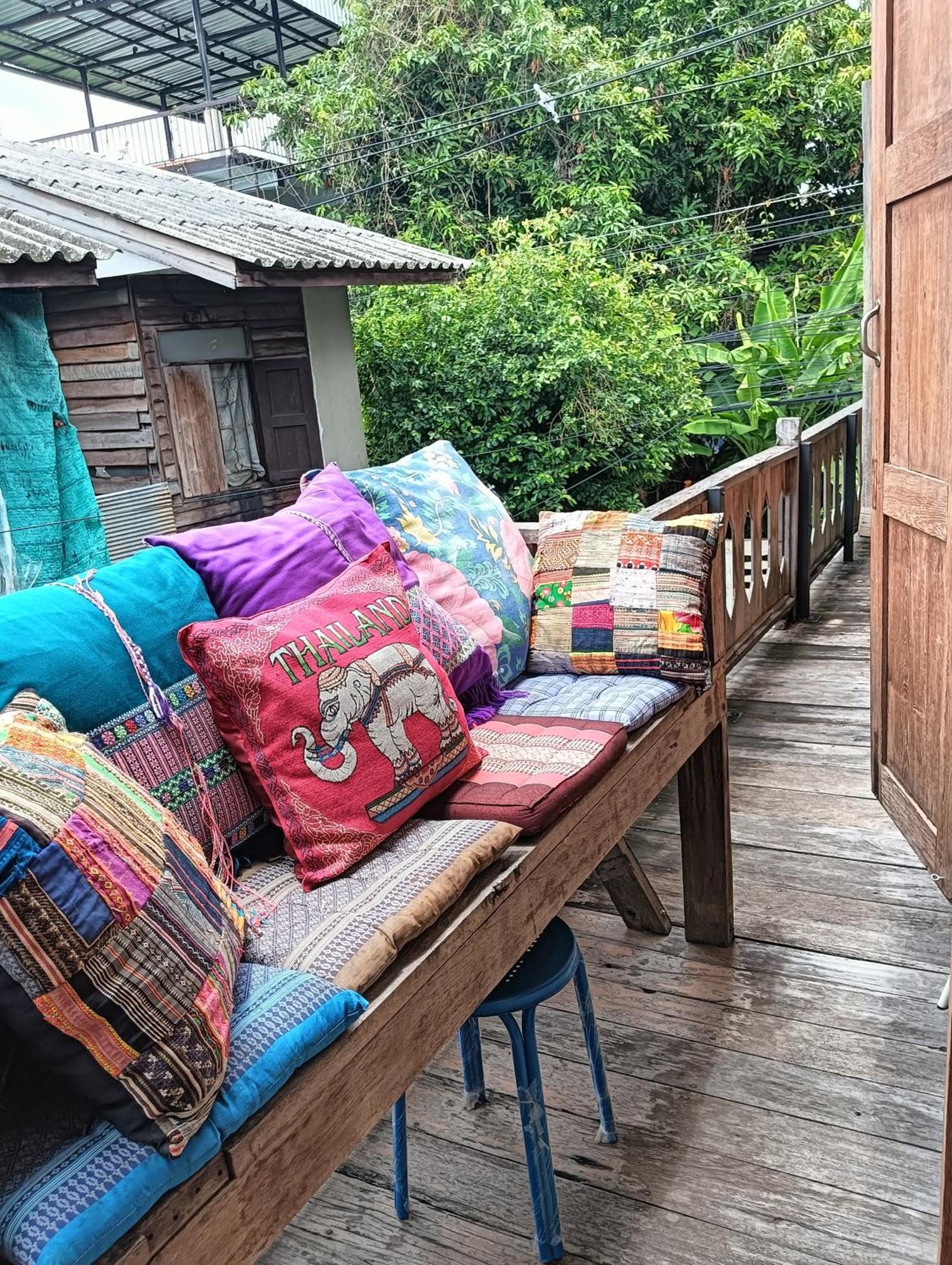 Huen Chiang Man Hostel Chiang Mai Buitenkant foto