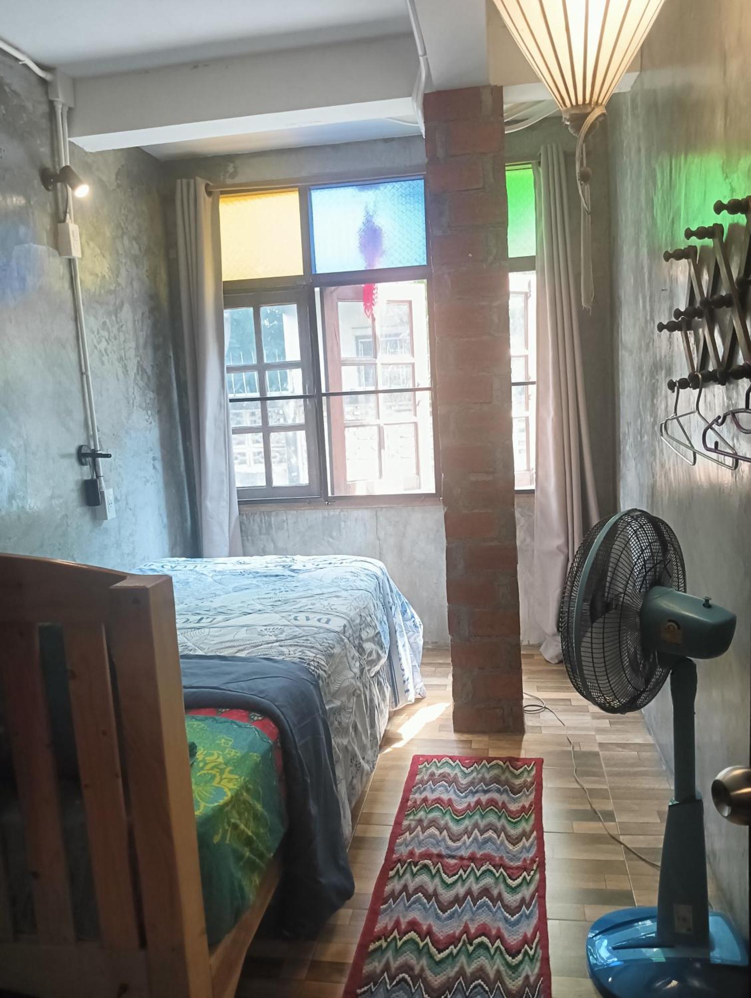 Huen Chiang Man Hostel Chiang Mai Buitenkant foto