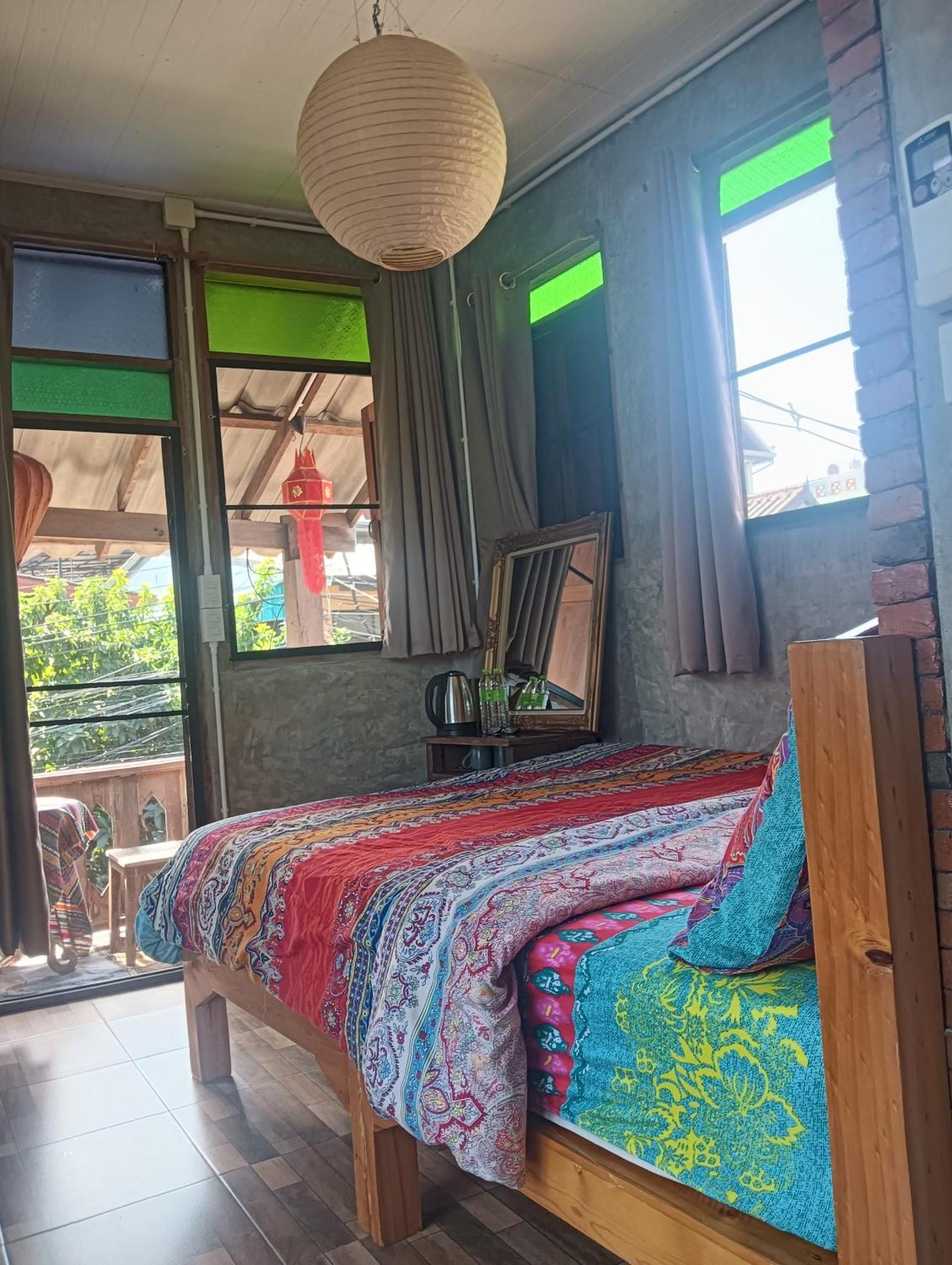 Huen Chiang Man Hostel Chiang Mai Buitenkant foto
