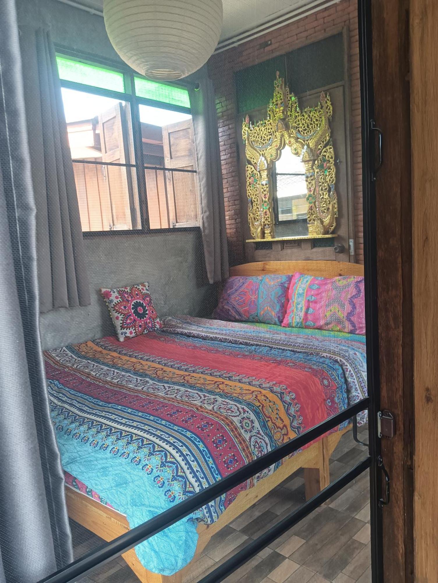 Huen Chiang Man Hostel Chiang Mai Buitenkant foto