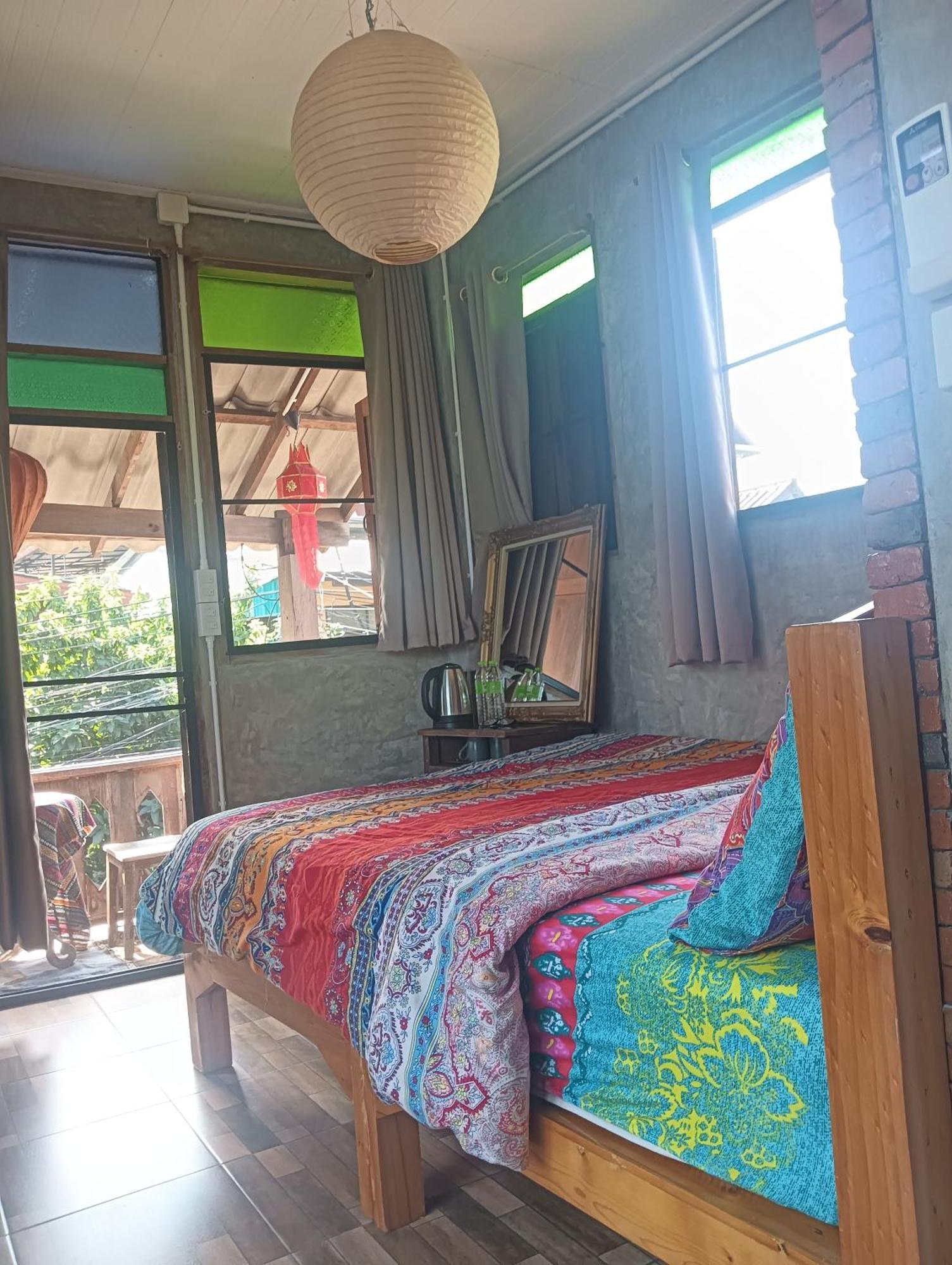Huen Chiang Man Hostel Chiang Mai Buitenkant foto