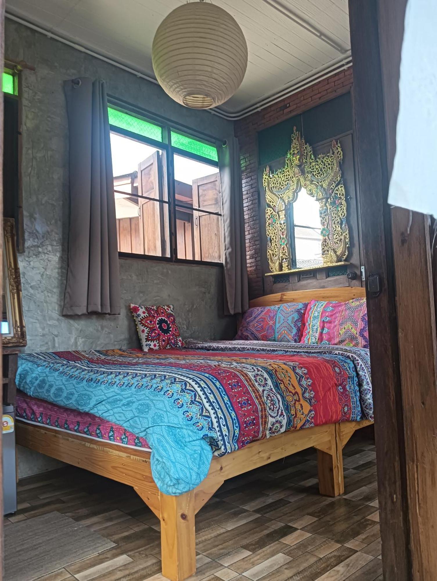 Huen Chiang Man Hostel Chiang Mai Buitenkant foto